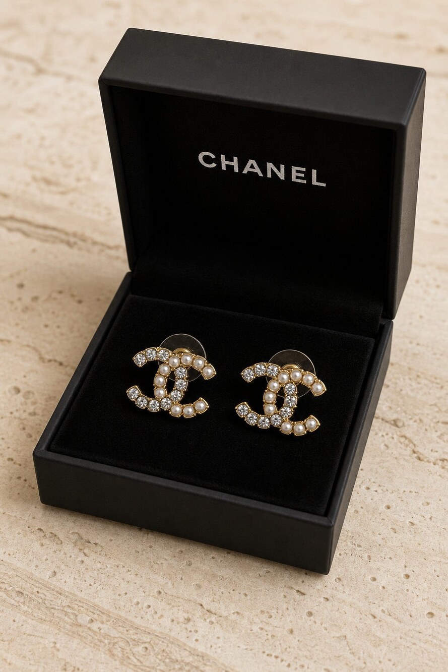 CHANEL Classic Parisian Earrings Style 21 | New with Box - Picture 2 of 9